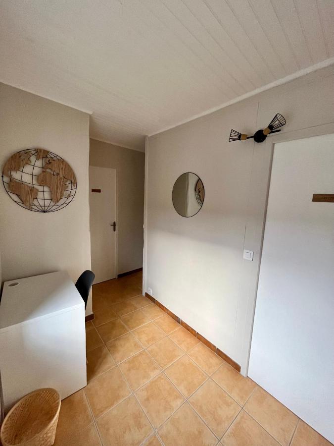 Apartamento Les Deux L Du Vignoble Chablis Exterior foto